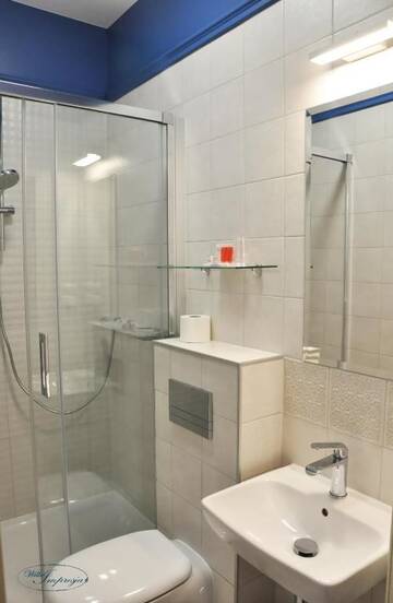 Фото номера Двухместный номер с 2 отдельными кроватями Отель Willa Impresja Hotel i Restauracja г. Пабьянице 6