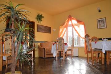 Фотографии Отель Hotel Pod Dębami г. Пабьянице (Польша) №3 Фото Отель Hotel Pod Dębami г. Пабьянице 3