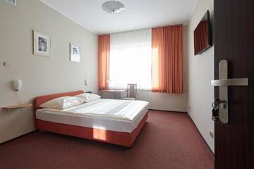 Фотографии Отель Hotel Włókniarz г. Пабьянице (Польша) №2 Фото Отель Hotel Włókniarz г. Пабьянице 2