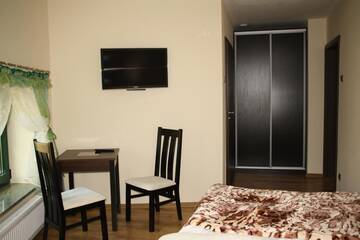 Фото номера Двухместный номер с 1 кроватью и собственной ванной комнатой Отель Hotel For You г. Пабьянице 5