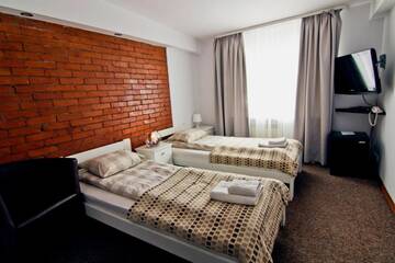 Фото номера Двухместный номер с 1 кроватью или 2 отдельными кроватями Отель RJ Hotel г. Пабьянице 15