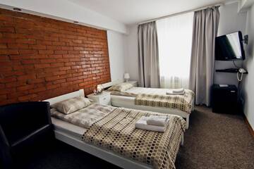 Фото номера Двухместный номер с 1 кроватью или 2 отдельными кроватями Отель RJ Hotel г. Пабьянице 4